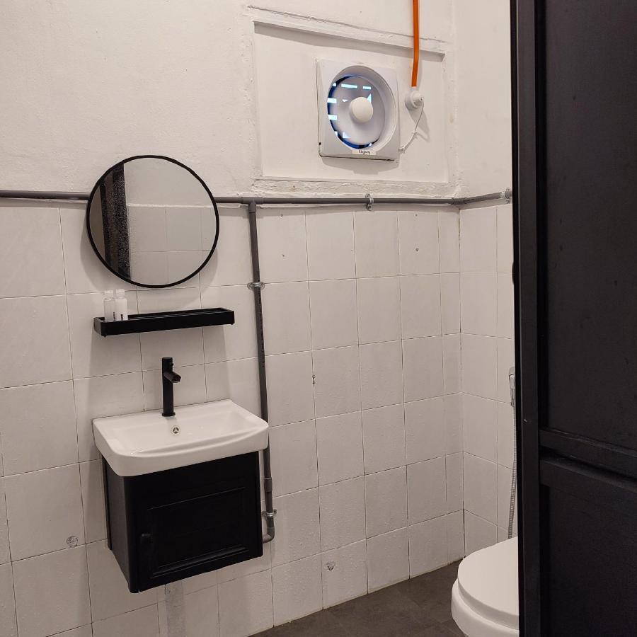 Tamu Beradu Seaview Private 3 Bedroom No Pool 6 Pax Max *